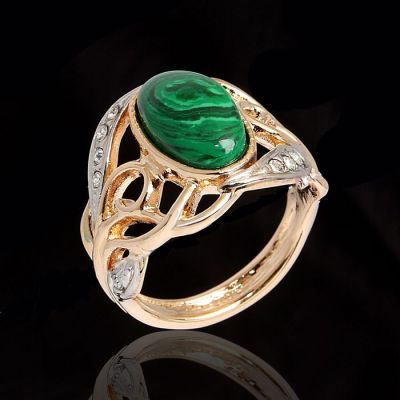 Кольцо Эльбрус, размер 18, цвет бело-зелёный в золоте