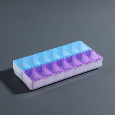 Органайзер для декора, 14 ячеек, 14,5 × 7,3 × 2,5 см, цвет голубой/фиолетовый