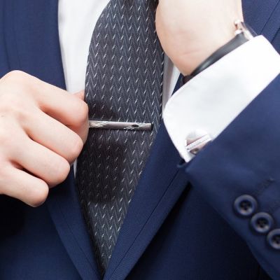 Набор мужской Запонки + зажим для галстука, круг рефленый, цвет серебро
