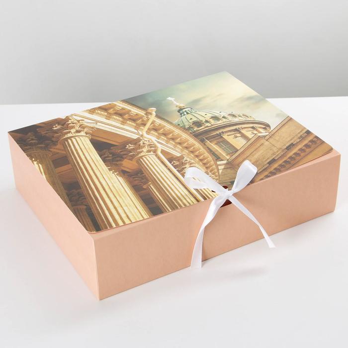 Коробка складная подарочная «Россия», 31 × 24.5 × 8 см