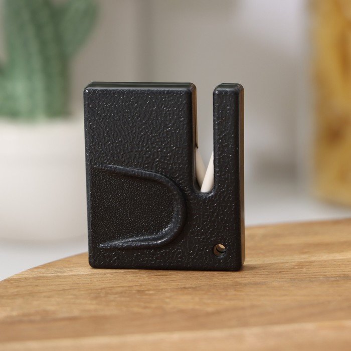 Точилка для ножей керамическая Доляна, 1×5×5 см, цвет чёрный