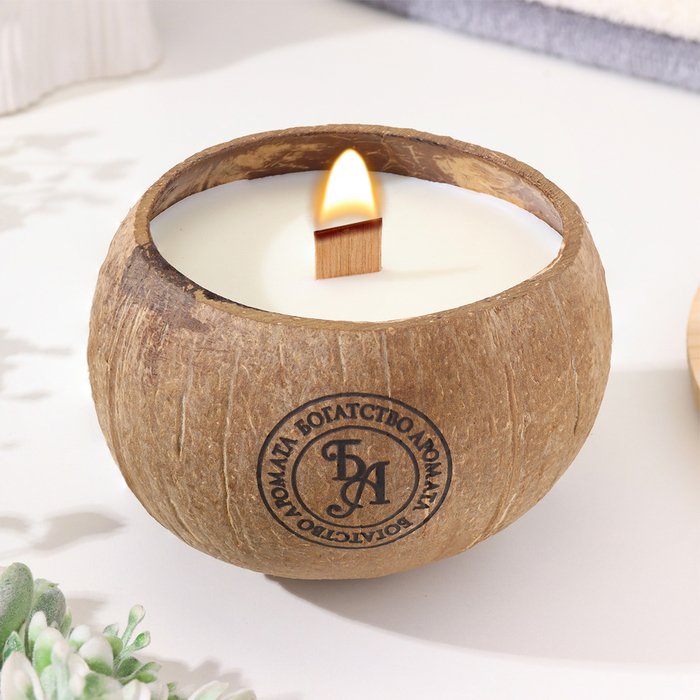 Свеча в кокосе ароматическая, японский аромат Хиросима, в коробке