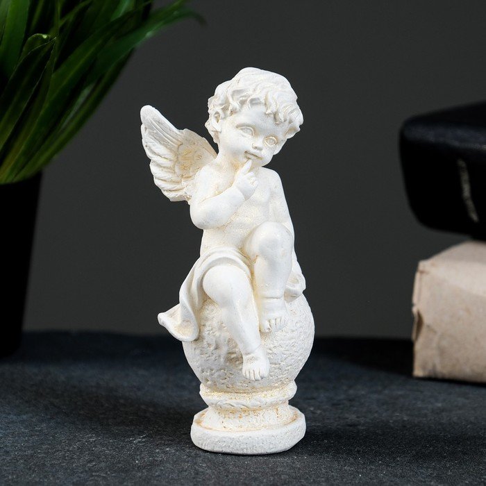 Фигура "Ангел на шаре" позолота, 11х5х5см