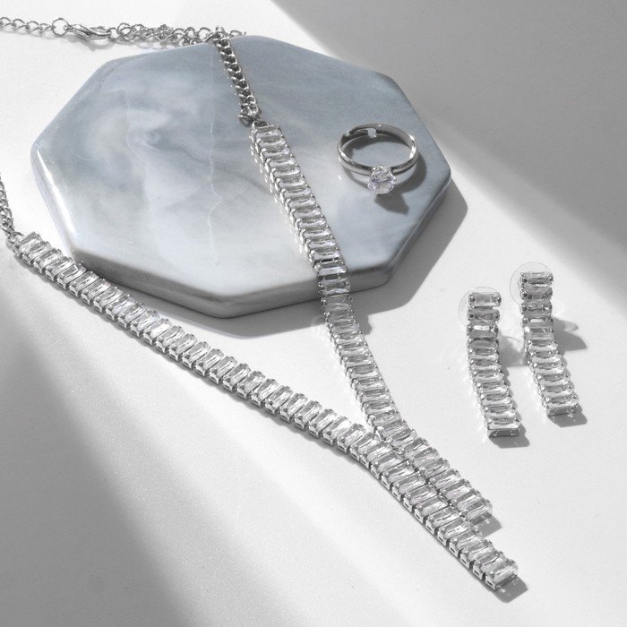 Набор 3 предмета: серьги, колье, кольцо "Дорожка" прямоугольники, цвет белый в серебре