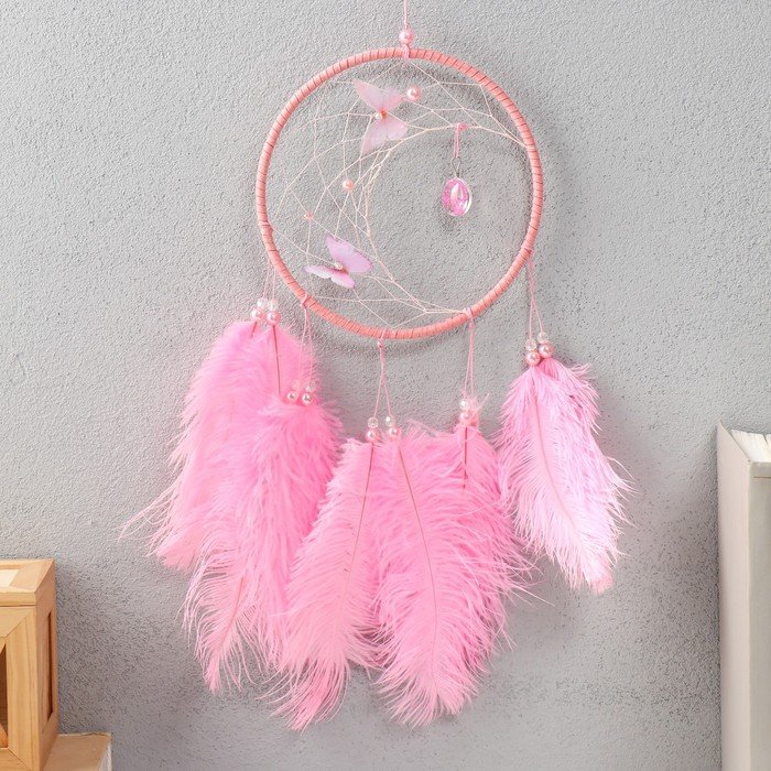 Ловец снов "Бабочки и страусиные перья" розовый d=15 см 50х15 см