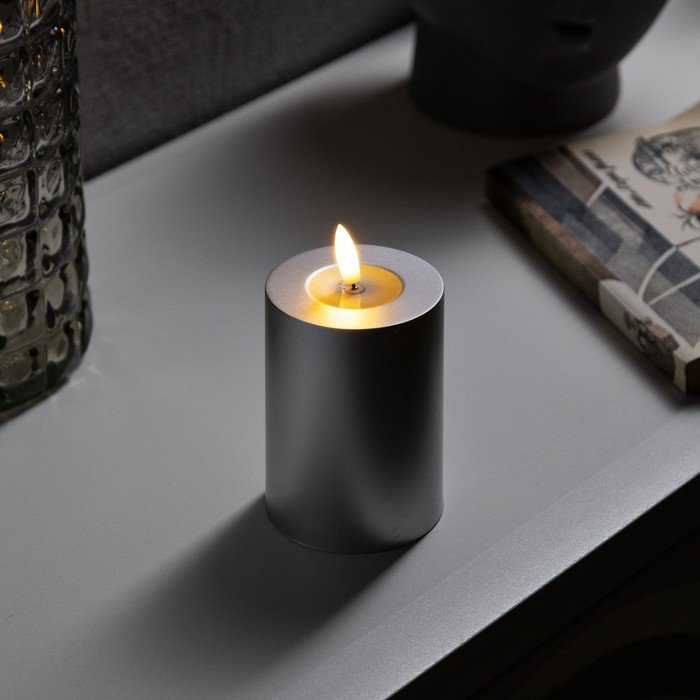 Светодиодная свеча серебристая, 7 × 13 × 7 см, пластик, батарейки ААх2 (не в комплекте), свечение тёплое белое