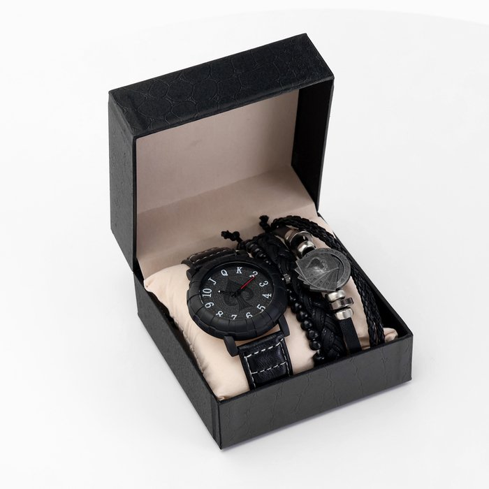 Мужской подарочный набор "Туз" 2 в 1: наручные часы, браслет