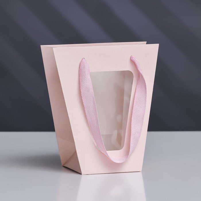 Пакет-переноска для цветов 10 × 10 × 20 х 18 см, розовый