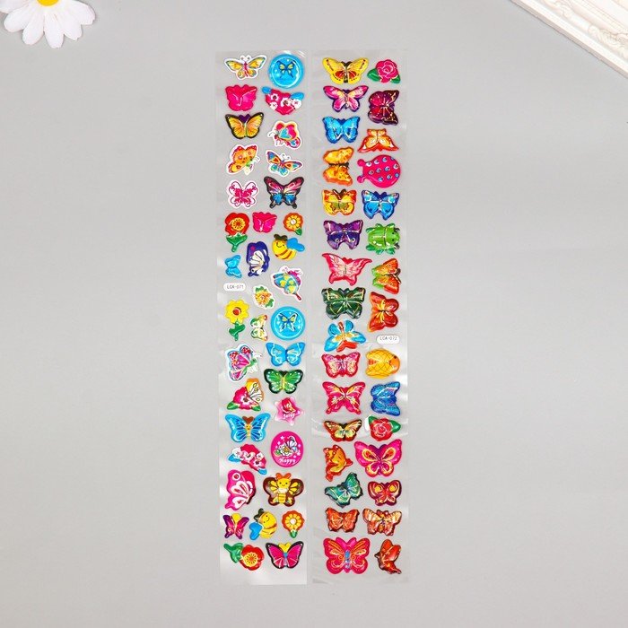 Наклейка пластик объёмные "Бабочки" с золотой обводкой МИКС 33,5х6 см