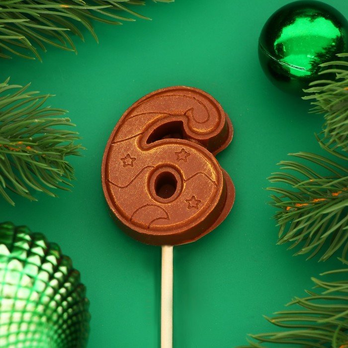 Фигура из молочного шоколада "Цифра веселая "6", 5 см, на палочке для торта, 12 г