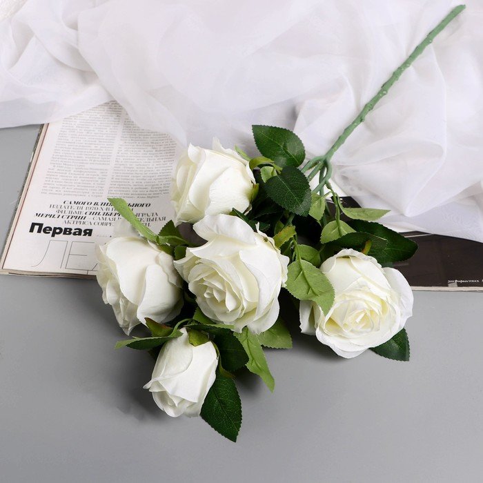 Цветы искусственные "Роза Триза" d-7 см 50 см, белый