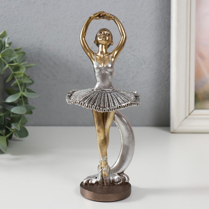 Сувенир полистоун "Маленькая балерина в серебристой пачке, с месяцем" 7,9х7х19 см