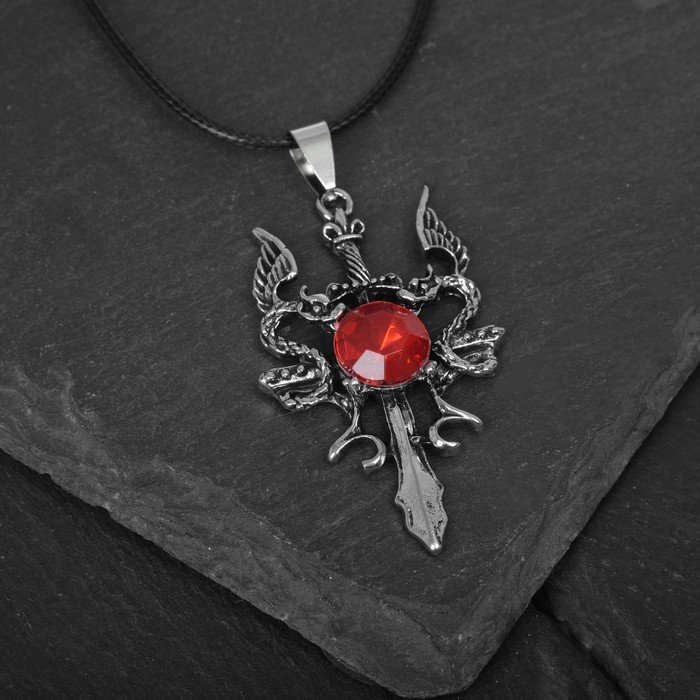 Кулон "Готика" драконы и крест, цвет красный в серебре