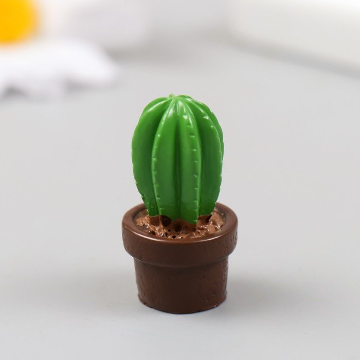 Фигурка для флорариума полистоун "Маленький кактус в горшке" 2,5 см