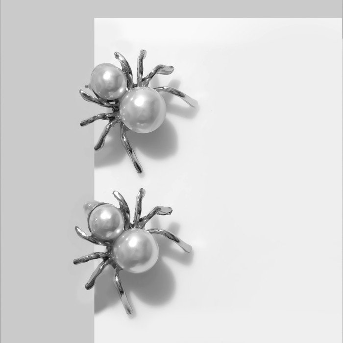 Серьги с жемчугом "Паук" миниатюрный, цвет белый в серебре